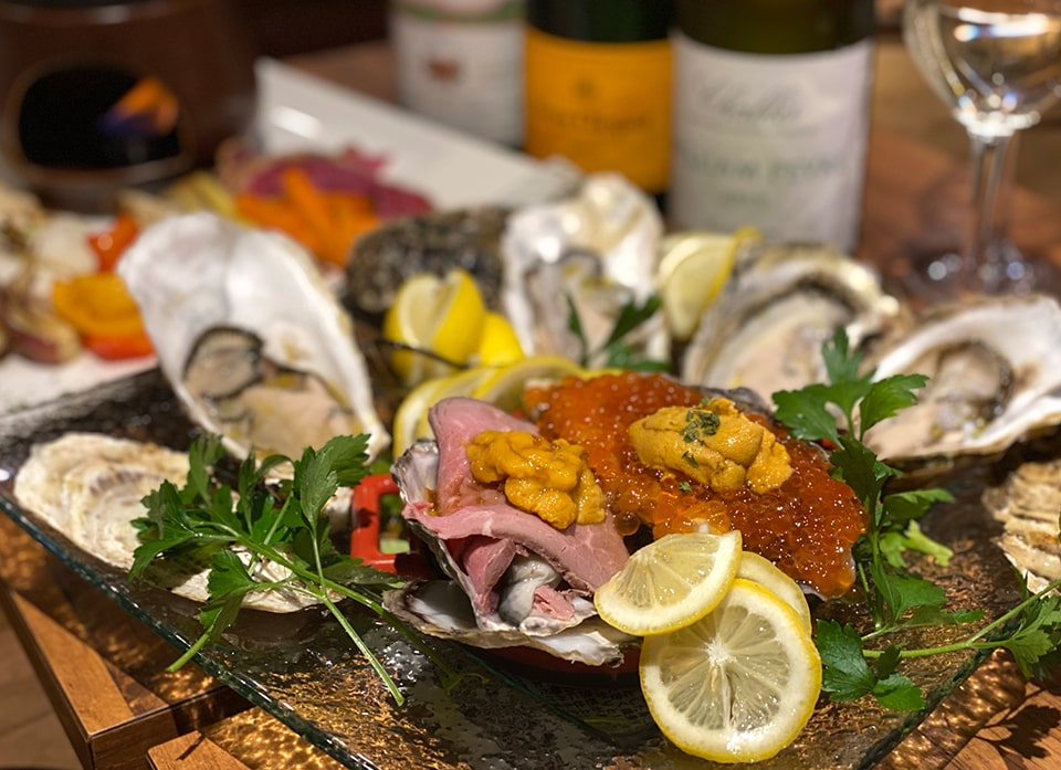 A tapas bar of shellfish and white wine “Kakimaru in Shichijo” <Privileges>